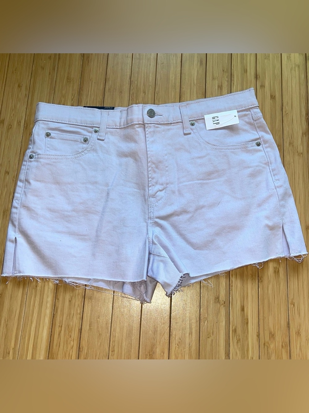 GAP High Rise 3 Inch Short - Picture 5 of 9